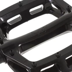 DMR V8 - Flat Platform Pedals