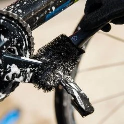 Muc Off Muc-Off - Two Prong Brush Accessories