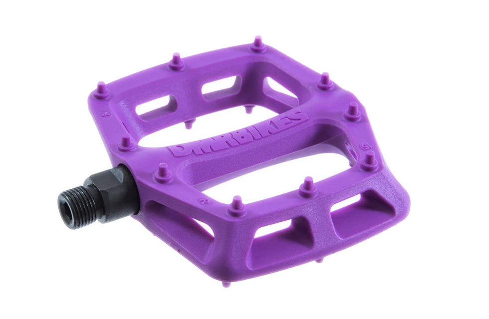 DMR V6 - Plastic Flat / Flattie MTB Bike Pedals Freeride Drivetrain 3 DMR V6 - Plastic Flat / Flattie MTB Bike Pedals Freeride Drivetrain