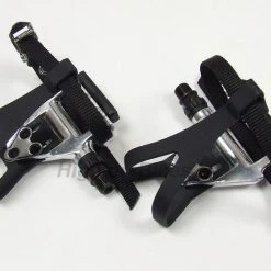 Drivetrain Wellgo LU-961- Road Bike Pedals + Toe Clips & Straps
