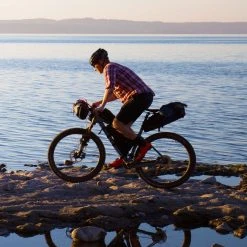 Blackburn Outpost Seat Pack With Drybag 10 Blackburn Outpost Seat Pack With Drybag