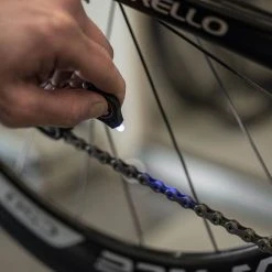 Muc Off Muc-Off Limited Edition Team SKY Hydrodynamic Chain Lube 50ml With UV Torch